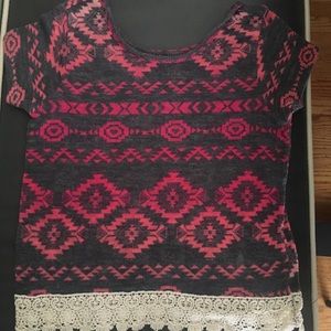 Girl’s 10-12 Cute Pink and Gray Patterned Shirt